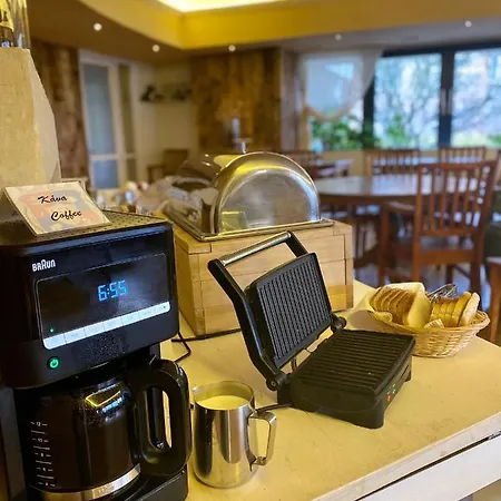 St. Tropez 4* Praga