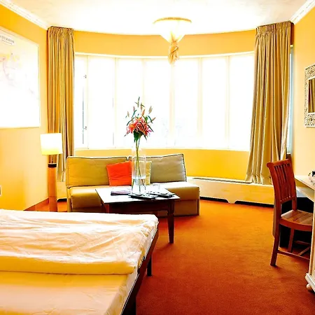 Отель St. Tropez Прага