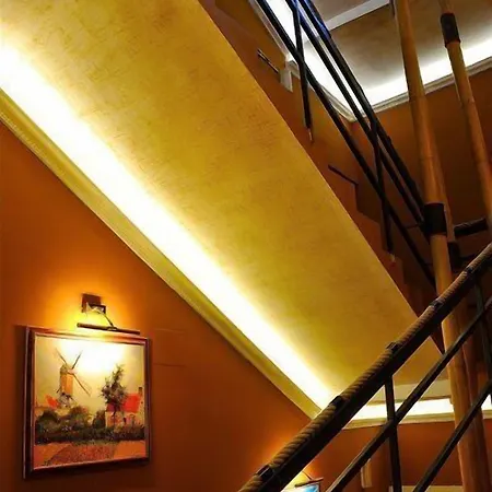 St. Tropez Hotel 4*