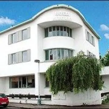 St. Tropez מלון 4*